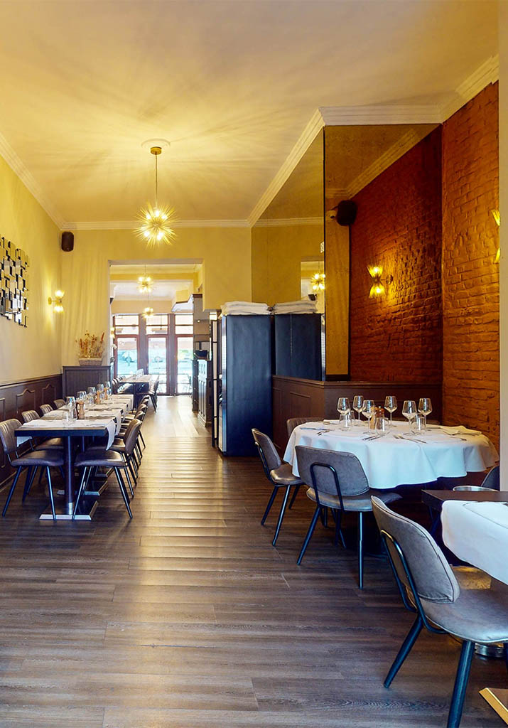 brasserie signature event room