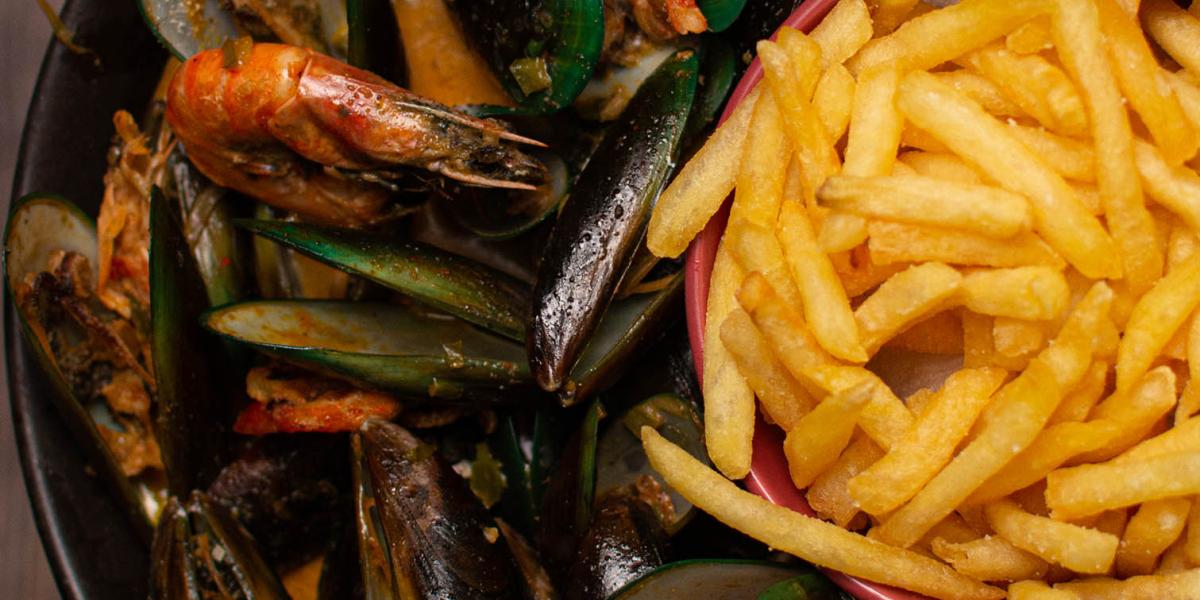 Mussels & fries at Brasserie Signature